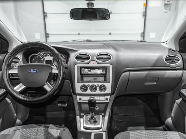 Ford Focus II Рестайлинг с пробегом 2008 года, цена 424 098 рублей, 300231 км, седан, Автокод Объявления
