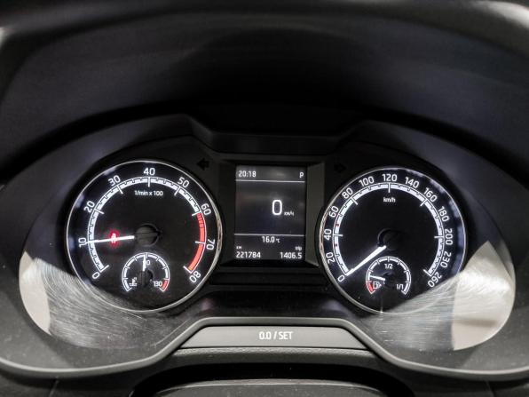 Skoda Octavia III (A7) Рестайлинг с пробегом 2019 года, цена 1 330 000 рублей, 221783 км, лифтбек, Автокод Объявления