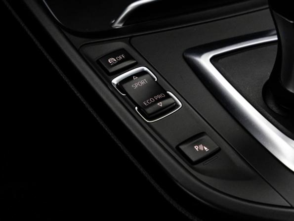 BMW 3 серии VI (F3x) Рестайлинг с пробегом 2015 года, цена 2 099 000 рублей, 199900 км, седан, Автокод Объявления