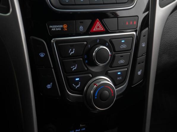 Hyundai i30 II с пробегом 2013 года, цена 849 000 рублей, 125441 км, хэтчбек, Автокод Объявления