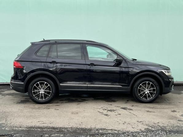 Volkswagen Tiguan II Рестайлинг с пробегом 2021 года, цена 2 399 000 рублей, 216100 км, внедорожник, Автокод Объявления