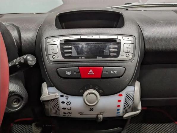 Peugeot 107 I Рестайлинг 2 с пробегом 2014 года, цена 599 000 рублей, 112000 км, хэтчбек, Автокод Объявления