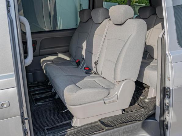 Hyundai H-1 II Рестайлинг 2 с пробегом 2019 года, цена 2 955 075 рублей, 97908 км, минивэн, Автокод Объявления