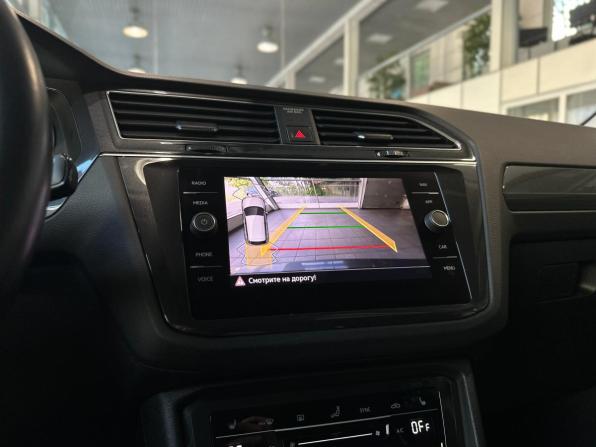 Volkswagen Tiguan II Рестайлинг с пробегом 2022 года, цена 3 460 000 рублей, 49011 км, внедорожник, Автокод Объявления