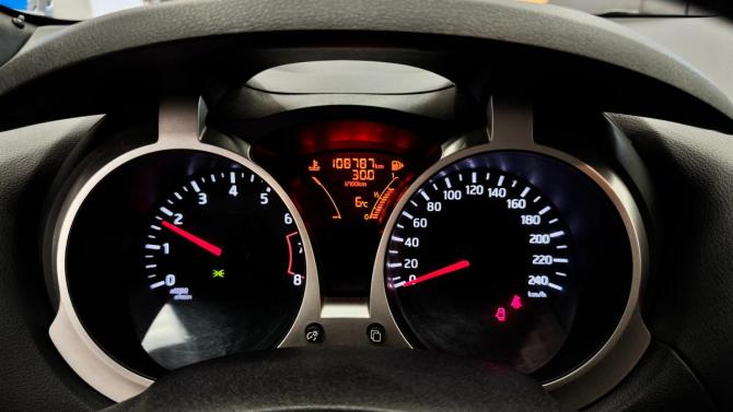 Nissan Juke I с пробегом 2013 года, цена 999 000 рублей, 108728 км, внедорожник, Автокод Объявления