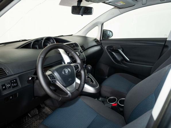 Toyota Verso I Рестайлинг с пробегом 2014 года, цена 1 148 000 рублей, 234404 км, компактвэн, Автокод Объявления