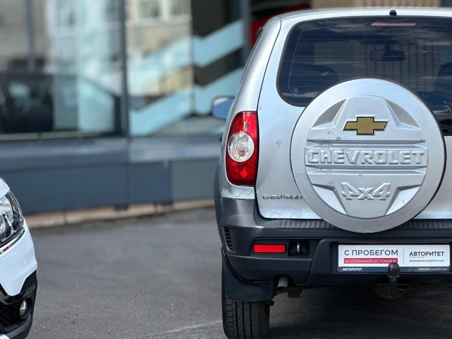 Chevrolet Niva I Рестайлинг Архангельск  - изображение 8