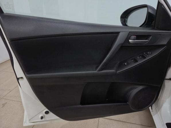 Mazda 3 II (BL) Рестайлинг с пробегом 2011 года, цена 740 000 рублей, 166970 км, седан, Автокод Объявления