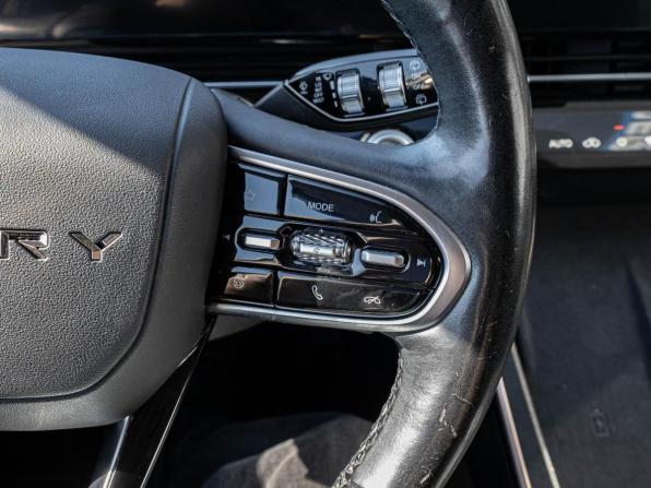 Omoda C5 I с пробегом 2022 года, цена 1 680 000 рублей, 80101 км, внедорожник, Автокод Объявления