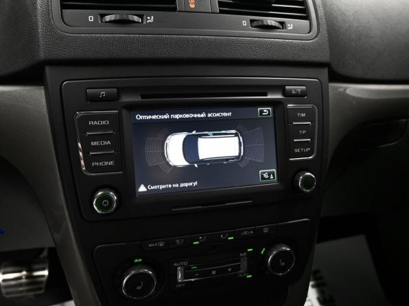 Skoda Yeti I Рестайлинг с пробегом 2014 года, цена 1 495 000 рублей, 131437 км, внедорожник, Автокод Объявления