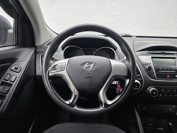 Hyundai ix35 I с пробегом 2012 года, цена 790 000 рублей, 242018 км, внедорожник, Автокод Объявления