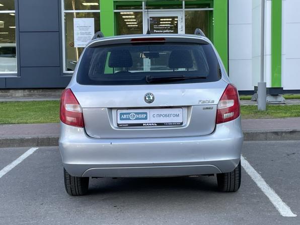 Skoda Fabia II Рестайлинг с пробегом 2011 года, цена 475 000 рублей, 234108 км, универсал, Автокод Объявления