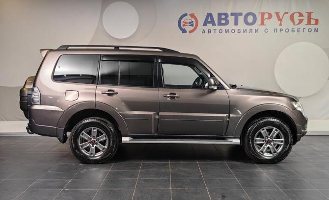 Mitsubishi Pajero IV Рестайлинг 1 с пробегом 2011 года, цена 1 677 000 рублей, 240706 км, внедорожник, Автокод Объявления