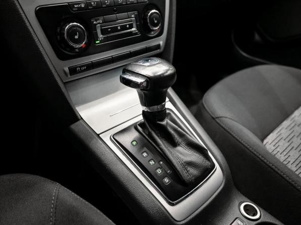Skoda Octavia II (A5) Рестайлинг с пробегом 2012 года, цена 980 000 рублей, 161430 км, лифтбек, Автокод Объявления