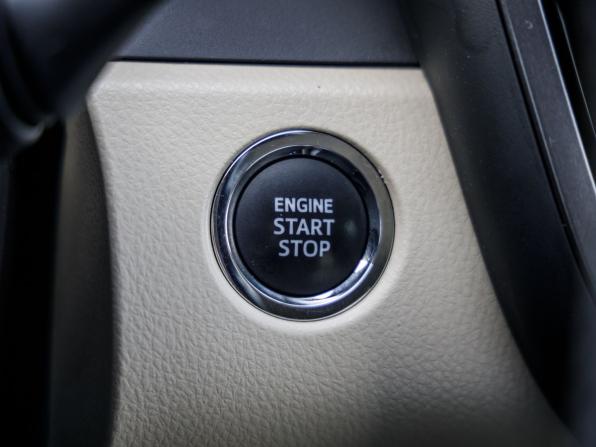 Toyota Camry VIII (XV70) Рестайлинг с пробегом 2021 года, цена 3 128 000 рублей, 71121 км, седан, Автокод Объявления