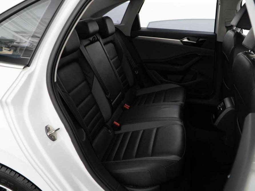 Volkswagen Sagitar III Москва  - изображение 7