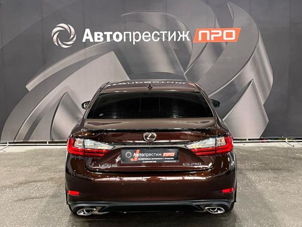 Lexus ES VI Рестайлинг с пробегом 2017 года, цена 1 995 000 рублей, 222415 км, седан, Автокод Объявления
