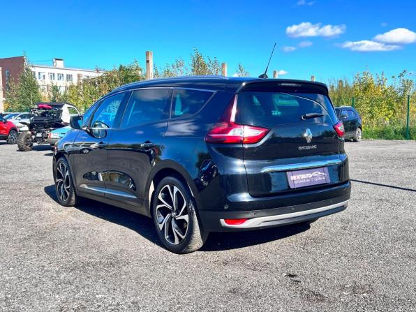 Renault Scenic IV с пробегом 2017 года, цена 1 585 900 рублей, 134220 км, минивэн, Автокод Объявления