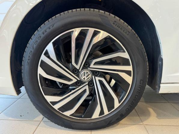 Volkswagen Jetta VII с пробегом 2020 года, цена 1 635 000 рублей, 204927 км, седан, Автокод Объявления