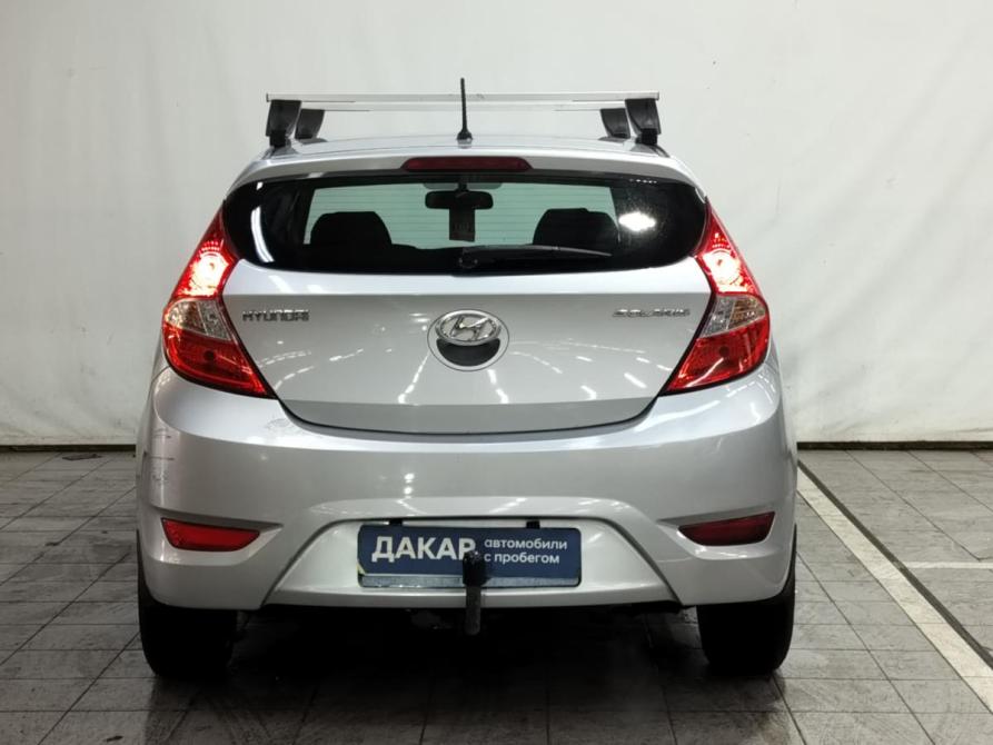 Hyundai Solaris I Санкт-Петербург  - изображение 5