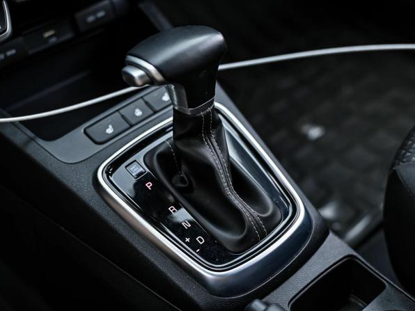 Kia Rio IV Рестайлинг с пробегом 2021 года, цена 1 760 000 рублей, 60625 км, хэтчбек, Автокод Объявления
