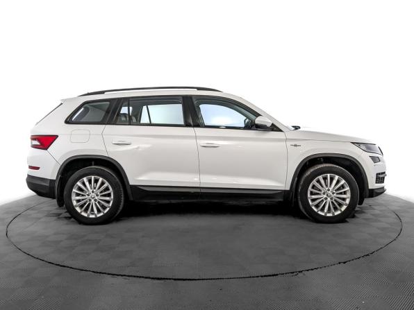 Skoda Kodiaq I с пробегом 2021 года, цена 3 320 000 рублей, 105433 км, внедорожник, Автокод Объявления