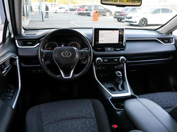 Toyota RAV4 V (XA50) с пробегом 2021 года, цена 3 719 000 рублей, 65514 км, внедорожник, Автокод Объявления