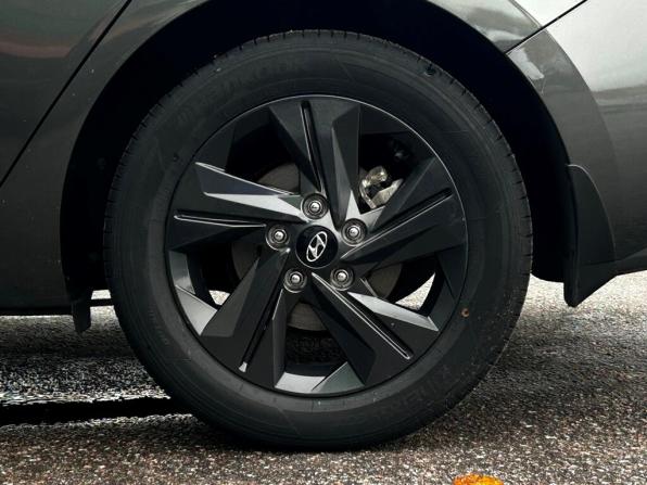 Hyundai Elantra VII (CN7) с пробегом 2021 года, цена 2 198 400 рублей, 47010 км, седан, Автокод Объявления