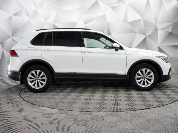 Volkswagen Tiguan II Рестайлинг с пробегом 2021 года, цена 2 898 000 рублей, 94000 км, внедорожник, Автокод Объявления