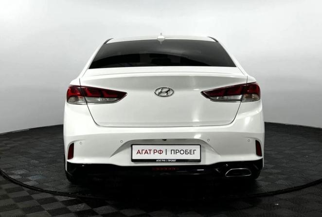 Hyundai Sonata VII (LF) Рестайлинг с пробегом 2018 года, цена 1 775 000 рублей, 141736 км, седан, Автокод Объявления