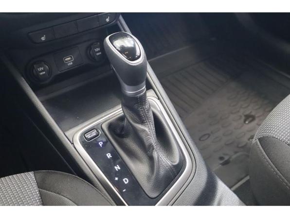 Hyundai Solaris II с пробегом 2019 года, цена 1 408 000 рублей, 90165 км, седан, Автокод Объявления