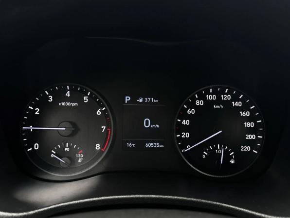 Hyundai Solaris II с пробегом 2019 года, цена 1 515 000 рублей, 60533 км, седан, Автокод Объявления