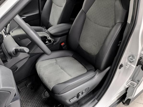 Toyota RAV4 V (XA50) с пробегом 2025 года, цена 3 880 000 рублей, 5170 км, внедорожник, Автокод Объявления
