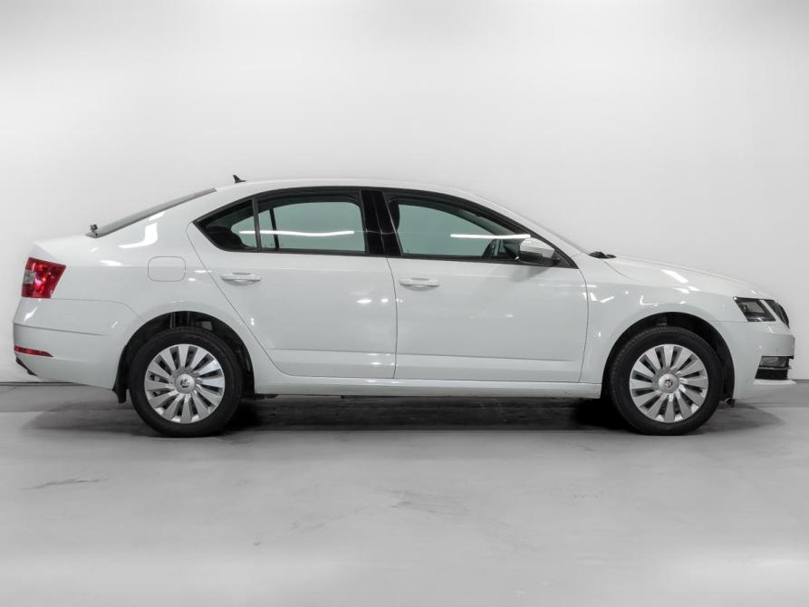 Skoda Octavia III (A7) Рестайлинг Москва  - изображение 4