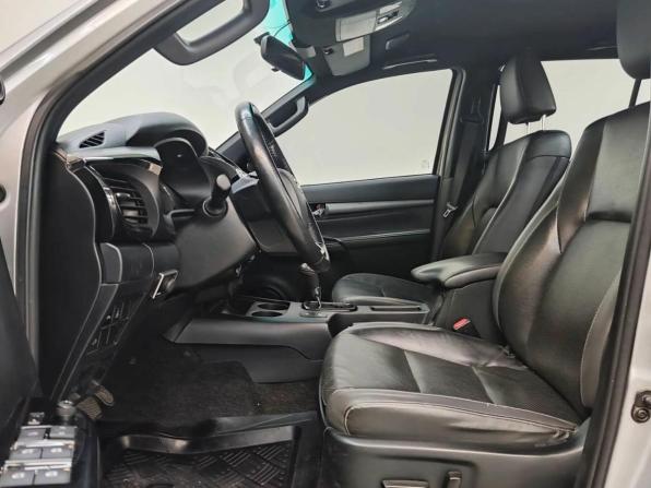 Toyota Hilux VIII Рестайлинг 2 с пробегом 2020 года, цена 4 000 000 рублей, 272849 км, пикап, Автокод Объявления