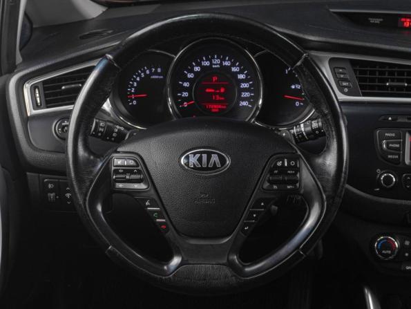 Kia Ceed II Рестайлинг с пробегом 2016 года, цена 1 070 000 рублей, 172904 км, универсал, Автокод Объявления
