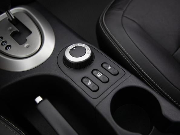 Nissan Qashqai I Рестайлинг с пробегом 2011 года, цена 1 099 000 рублей, 179356 км, внедорожник, Автокод Объявления