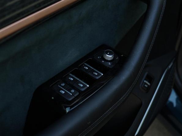 Geely Monjaro I с пробегом 2023 года, цена 3 200 000 рублей, 45946 км, внедорожник, Автокод Объявления