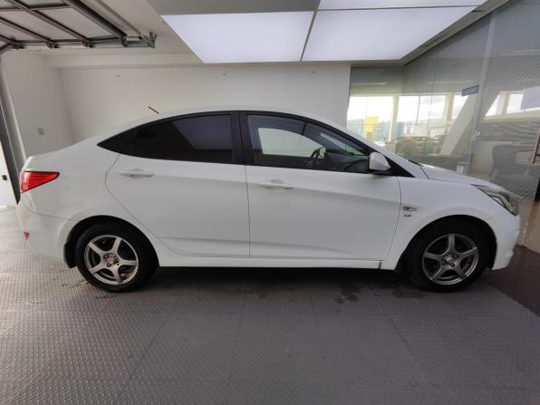 Hyundai Solaris I с пробегом 2014 года, цена 920 000 рублей, 129381 км, седан, Автокод Объявления