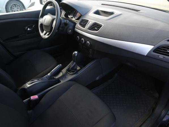Renault Fluence I Рестайлинг с пробегом 2013 года, цена 792 000 рублей, 153000 км, седан, Автокод Объявления