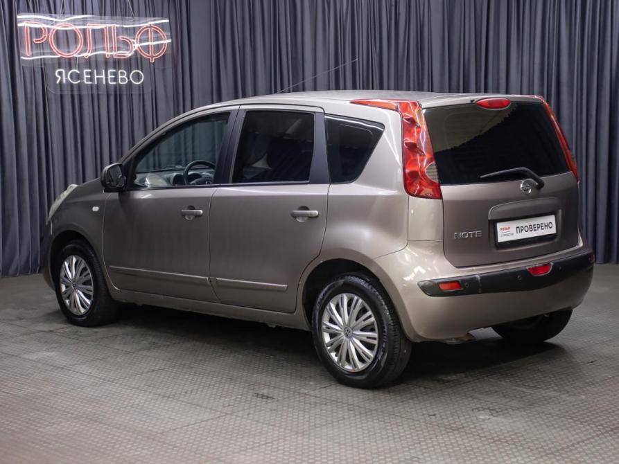 Nissan Note I Москва  - изображение 8