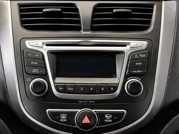 Hyundai Solaris I Рестайлинг с пробегом 2014 года, цена 837 000 рублей, 125881 км, хэтчбек, Автокод Объявления