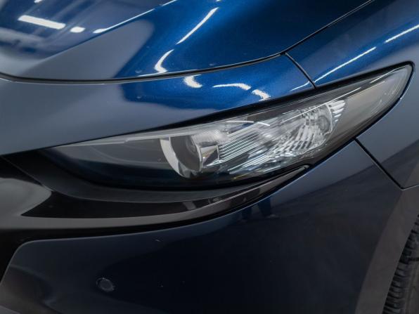 Mazda 3 IV (BP) с пробегом 2021 года, цена 1 910 000 рублей, 6450 км, хэтчбек, Автокод Объявления