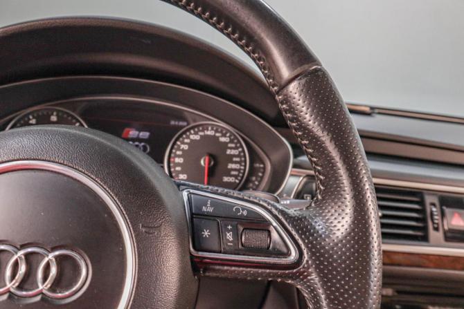 Audi A6 IV (C7) с пробегом 2012 года, цена 1 379 000 рублей, 270000 км, седан, Автокод Объявления