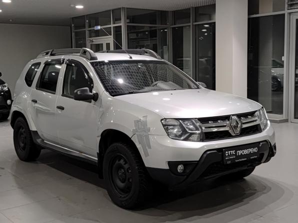 Renault Duster I Рестайлинг с пробегом 2015 года, цена 997 000 рублей, 127398 км, внедорожник, Автокод Объявления