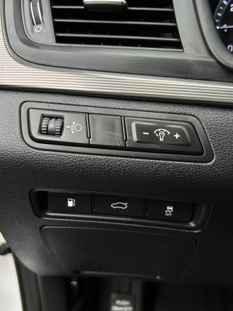 Hyundai Sonata VII (LF) Рестайлинг с пробегом 2019 года, цена 1 990 000 рублей, 110120 км, седан, Автокод Объявления