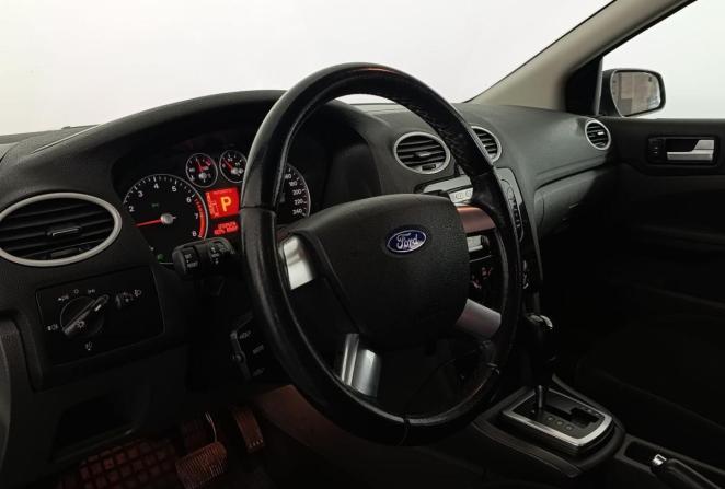Ford Focus II Рестайлинг с пробегом 2007 года, цена 650 000 рублей, 122000 км, седан, Автокод Объявления