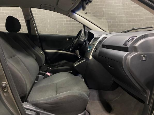Toyota Corolla Verso I Рестайлинг с пробегом 2006 года, цена 740 000 рублей, 210398 км, минивэн, Автокод Объявления