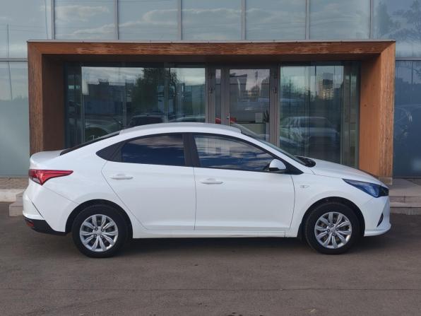 Hyundai Solaris II Рестайлинг с пробегом 2020 года, цена 1 270 000 рублей, 98204 км, седан, Автокод Объявления