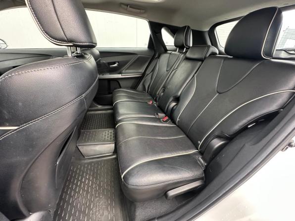 Toyota Venza I Рестайлинг с пробегом 2013 года, цена 2 480 000 рублей, 108000 км, внедорожник, Автокод Объявления
